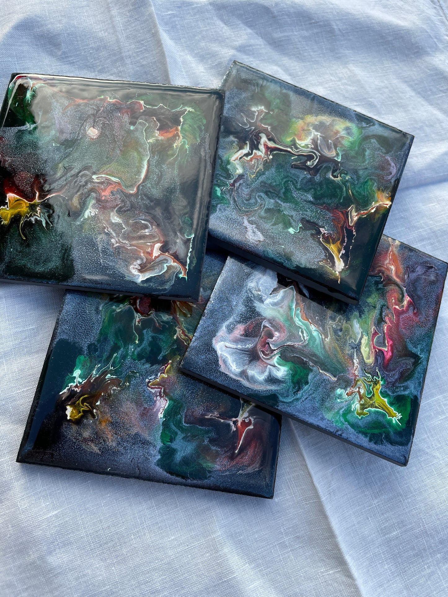 Posavasos cuadrados de pizarra.
