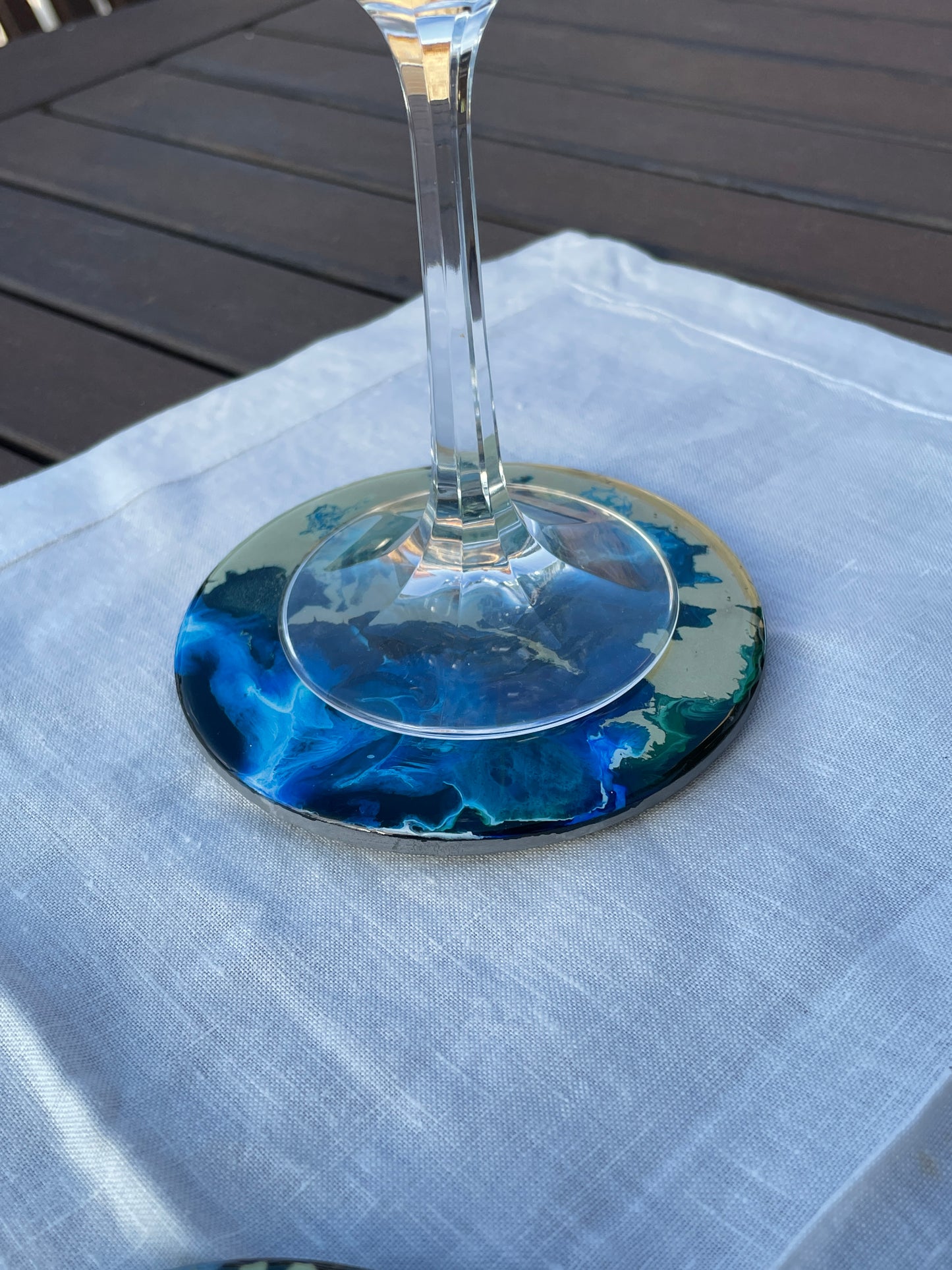 Posavasos redondos de pizarra y resina.